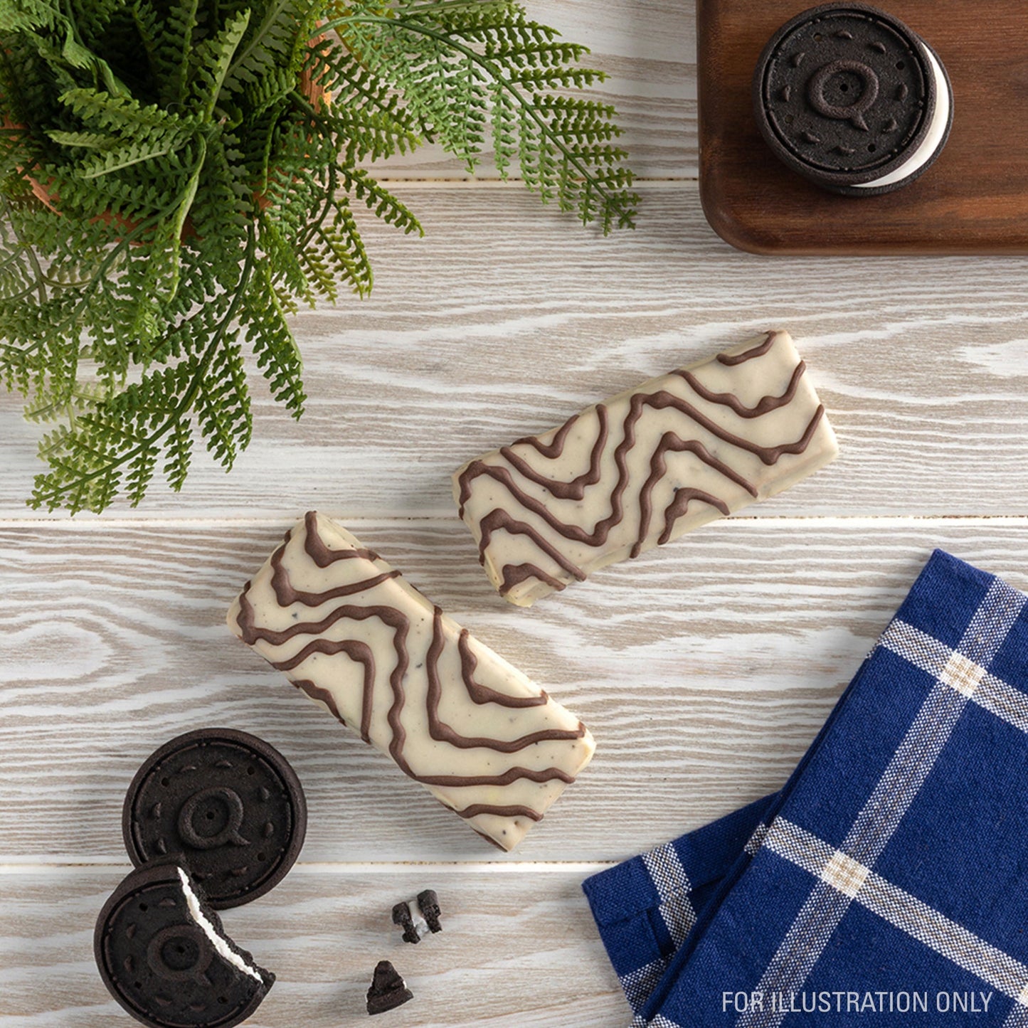 dipped-cookies-and-cream-protein-bars-x8 15807_QN_USA_ProteinBar_CAC_InterimAssetUpdate_Digital-Dipped-ProductCarouselSet_Tabletop2.jpg