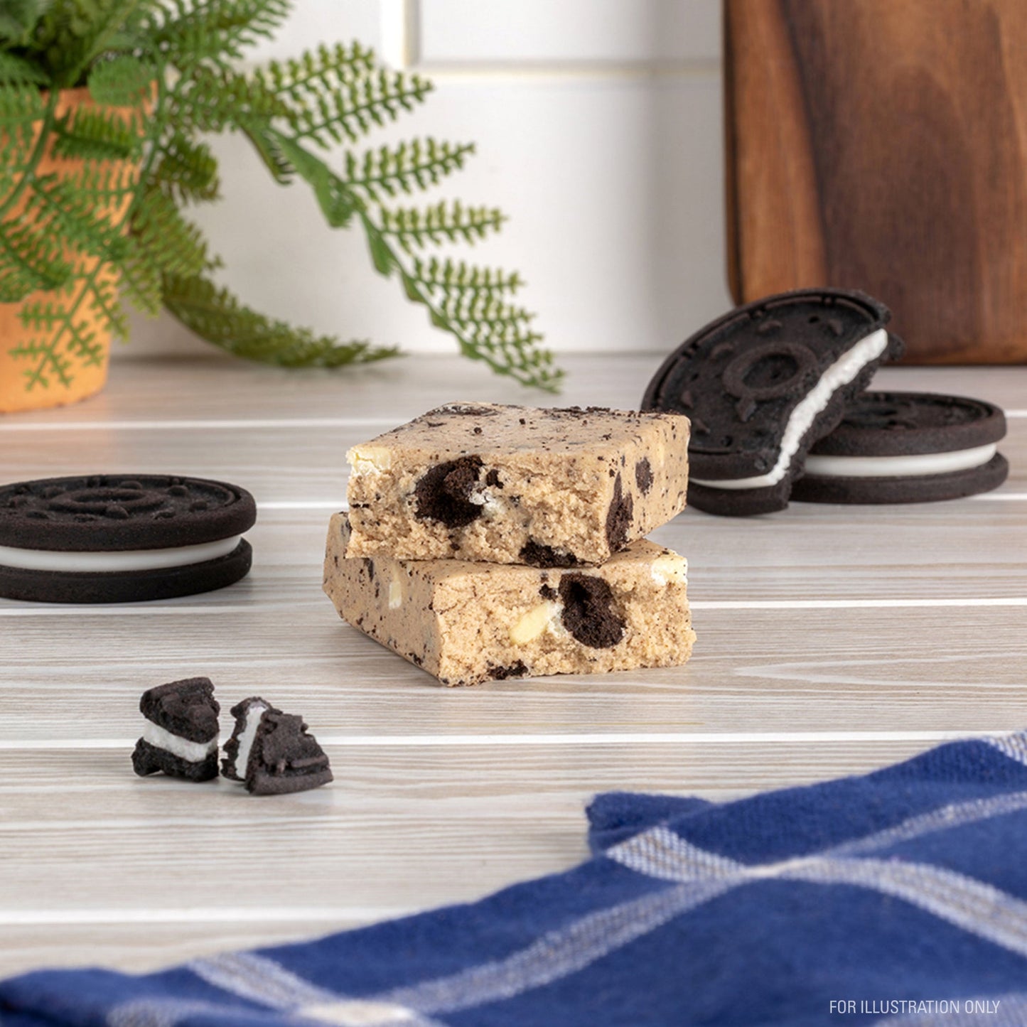 cookies-and-cream-protein-bars-g0 15807_QN_USA_ProteinBar_CAC_InterimAssetUpdate_Digital_Tabletop1.jpg